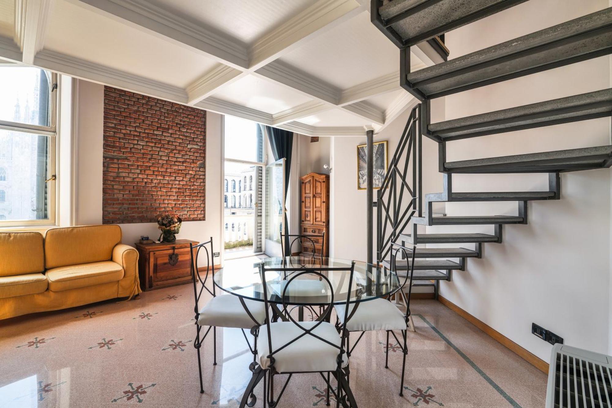Apartment Duomo Cathedral View - Luxury Mailand